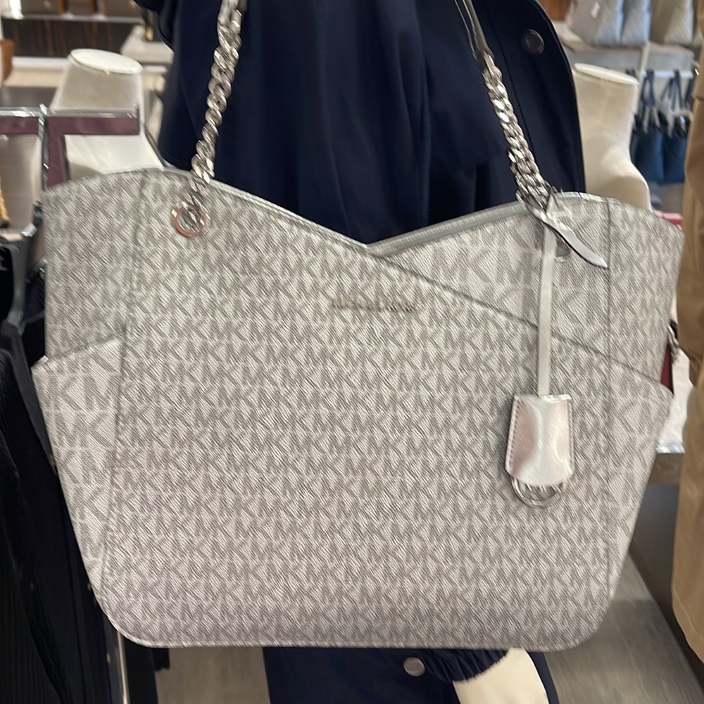 Michael Kors Jet Set Travel Large Chained Tote Shoulder Bag MK 
Silver

NWT - Picture 11 of 16